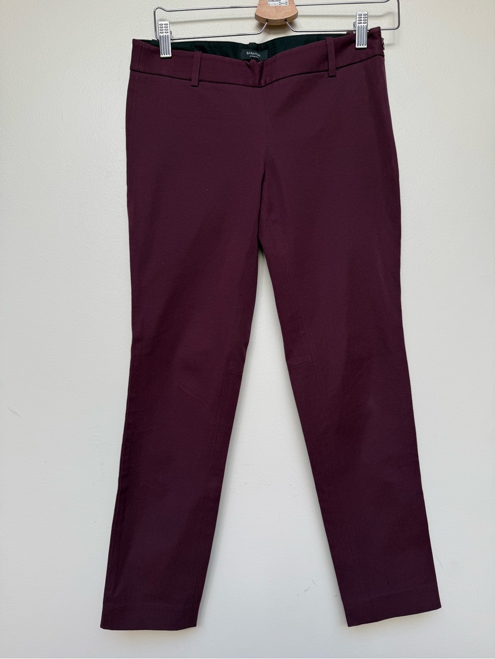 Aritzia Babaton bi-stretch Straight Leg Pants Burgundy Size 4